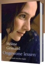 Ongewone Lessen (spirituele reis door Italië) Hélène Grimaud, Ophalen of Verzenden, Zo goed als nieuw, Achtergrond en Informatie