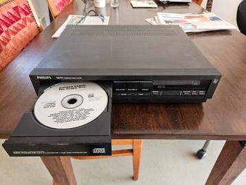 cd771 Philips  beschikbaar voor biedingen
