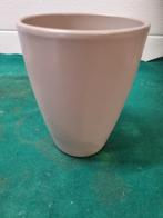 bloempot grijs taupe, Ophalen of Verzenden, 'T Olde Gre-j, Info@toldegrej.nl, Endepoelstraat 20f Didam
