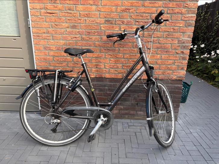 Damesfiets gazelle 57 28 inch, Fietsen en Brommers, Fietsen | Dames | Damesfietsen, Gebruikt, Gazelle, Versnellingen, 56 cm of meer