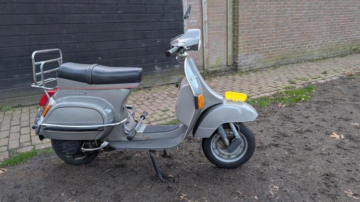Vespa PK 50 XL automatic, Fietsen en Brommers, Scooters | Overige merken, Gebruikt, Benzine, Ophalen