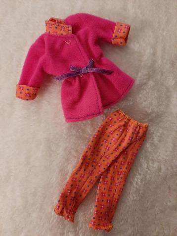 Stacie kleine barbie kleding. 2 dlg.  beschikbaar voor biedingen