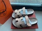 Hermès Chypre Beige Suède Slippers Nieuw, Kleding | Dames, Schoenen, Ophalen of Verzenden, Nieuw, Beige