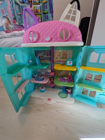 Gabby's Purrfect poppenhuis beschikbaar voor biedingen