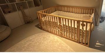 Vloerbed 120x190 met matras en lattenbodem beschikbaar voor biedingen