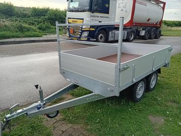 Plateauwagen in absolute Nieuwstaat !! - slechts 3x gebruikt beschikbaar voor biedingen