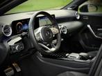 Mercedes A-klasse 250 e AMG A250e Panoramadak|Burmester®|Sf, Auto's, Gebruikt, 4 cilinders, Bedrijf, Hybride Elektrisch/Benzine