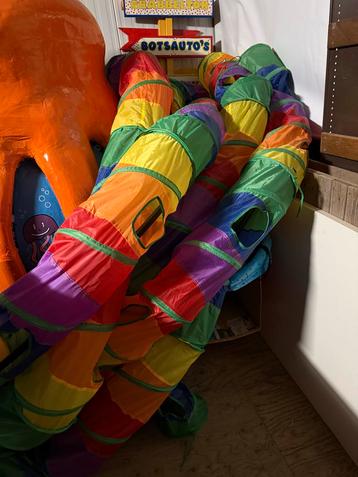 Buizen van versier speelslang, tentakels,  met Montagepunten beschikbaar voor biedingen