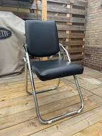 Opklapstoel zwart, Huis en Inrichting, Stoelen, Ophalen of Verzenden, Zo goed als nieuw, Zwart, Eén