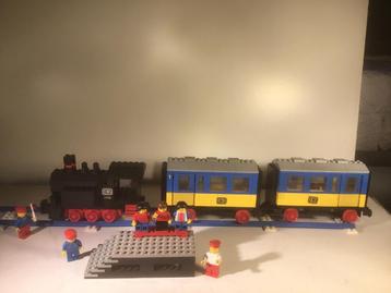 Lego trein 7710 uit 1980  beschikbaar voor biedingen