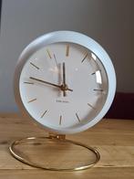 Karlsson Tafelklok - Stijlvol Design, Ophalen of Verzenden, Zo goed als nieuw, Analoog, Wekker of Tafelklok