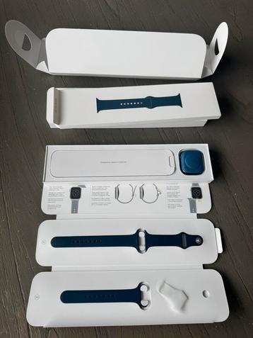 Apple Watch 7 met eSIM – Blue Aluminiun Case beschikbaar voor biedingen