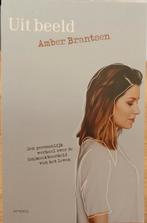 Uit beeld - Amber Brantsen, Ophalen of Verzenden, Zo goed als nieuw, Overige