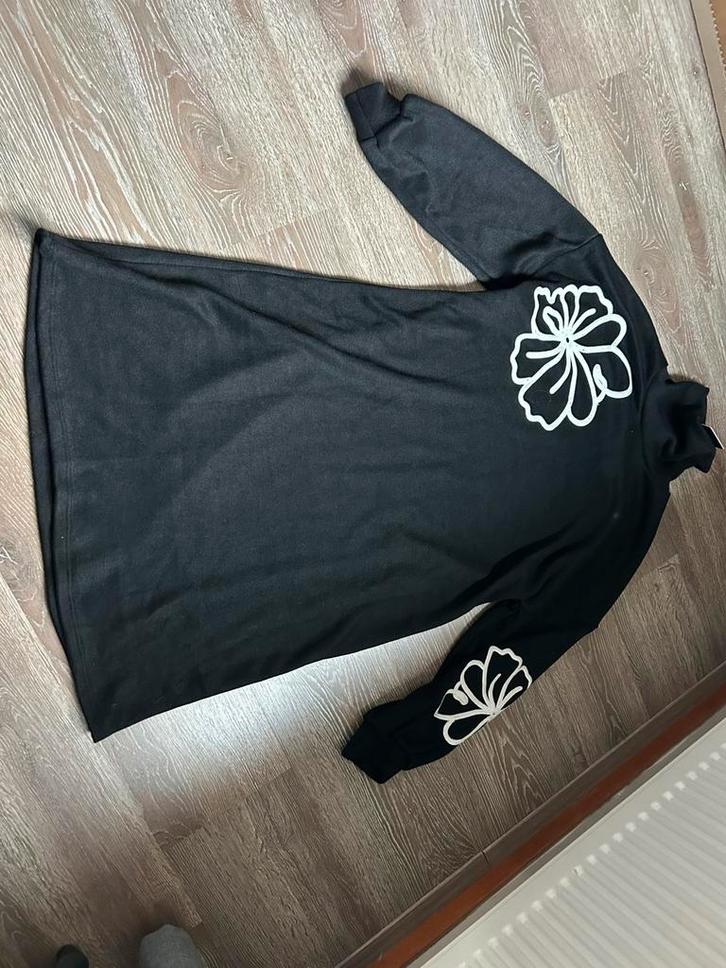 Hele mooie jurk, Kleding | Dames, Jurken, Nieuw, Maat 42/44 (L), Zwart, Boven de knie, Ophalen of Verzenden