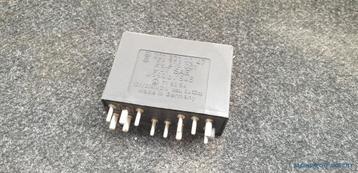 Knipperlicht en ruitenwisser relais Mercedes 190 W201 W124 2 beschikbaar voor biedingen