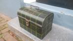 Antiek kistje beschuitblik metaal schatkistje beschuitbus, Verzamelen, Blikken, Ophalen of Verzenden, Gebruikt, Beschuit