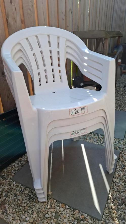 Witte stapelstoel 4 stuks Le Jardin, Tuin en Terras, Tuinstoelen, Zo goed als nieuw, Kunststof, Ophalen