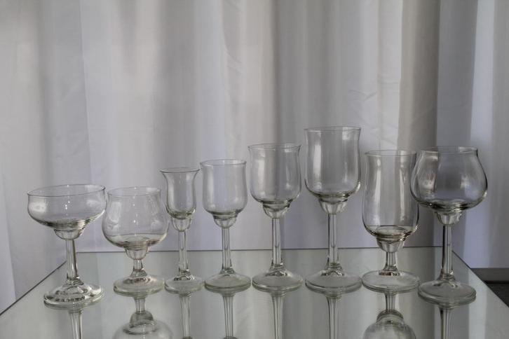 Compleet 48-delig glasservies van Royal Leerdam, Ambasador., Antiek en Kunst, Antiek | Servies compleet, Ophalen