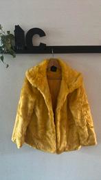 Gele bontjas met geel tasje, carnaval vastelaovend, Carnaval, Ophalen of Verzenden, Kleding, Maat 36 (S)