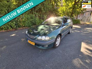 Toyota Avensis Wagon 2.0 Sol LEUKE AUTO MET FIJNE AUTOMAAT beschikbaar voor biedingen