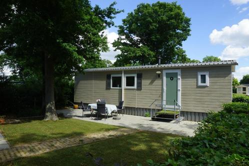 Chalet / stacaravan met staanplaats op vaste jaarplek, Caravans en Kamperen, Stacaravans, tot en met 6, Ophalen