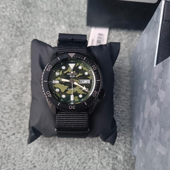 Seiko 5 sports SRPJ37K1 automatic, Sieraden, Tassen en Uiterlijk, Horloges | Heren, Nieuw, Polshorloge, Seiko, Staal, Overige materialen