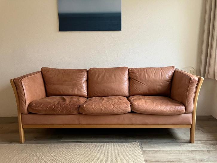 Stouby bank in de stijl van Borge Mogensen, Huis en Inrichting, Banken | Bankstellen, Gebruikt, Rechte bank, Driepersoons, 150 tot 200 cm