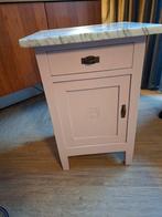 Leuk roze nachtkastje met marmeren blad, Ophalen, Gebruikt, Minder dan 45 cm, Minder dan 55 cm