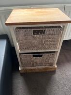 Mooi kastje met manden, Gebruikt, Ophalen of Verzenden, 65 cm of meer, 70 cm of meer