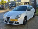 Alfa Romeo Giulietta 1.4 T Exclusive |AUT | Carplay | NAP, 65 €/maand, Euro 6, 4 cilinders, Wit