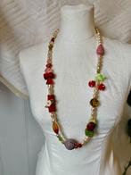 Een ketting om blij van te worden, Sieraden, Tassen en Uiterlijk, Kettingen, Ophalen of Verzenden, Zo goed als nieuw, Rood, Overige materialen