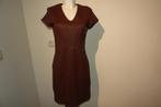 Diane von Furstenberg jurk van leer bordeaux bruin tint M, Maat 38/40 (M), Overige kleuren, Verzenden, Gedragen