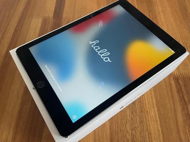 iPad Air 2 16GB – Space Gray – perfecte staat – incl. hoes, Computers en Software, Apple iPads, Zo goed als nieuw, Apple iPad