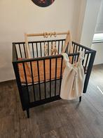 Mooie zwart box (met eventueel toebehoren), Kinderen en Baby's, Boxen, Ophalen, Zo goed als nieuw, Boxkleed