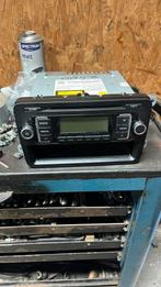 Golf radio, Auto diversen, Autoradio's, Ophalen, Zo goed als nieuw