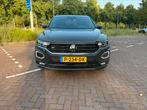 Volkswagen T-Roc 1.5 TSI 150pk 7-DSG 2021 Grijs, 1254 kg, 15 km/l, 1498 cc, 4 cilinders