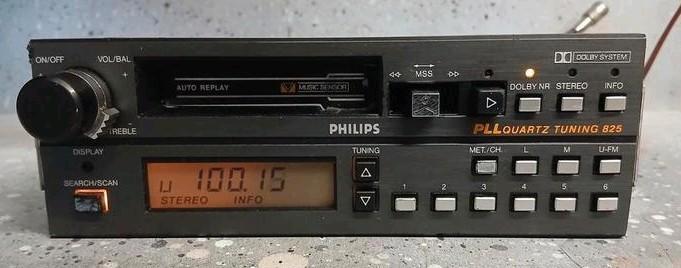 Philips 826 Radio Cassette Youngtimer Oldtimer, Auto diversen, Autoradio's, Zo goed als nieuw, Ophalen of Verzenden