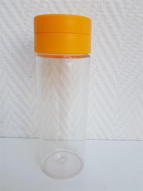 T068 Oliefles, strooifles, 330ml en meer Tupperware, Huis en Inrichting, Keuken | Tupperware, Zo goed als nieuw, Beker of Kan