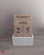 Houten kalender in landelijke stijl, Ophalen of Verzenden, Dagkalender, Zo goed als nieuw