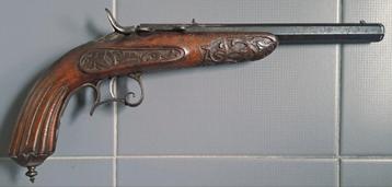 Antiek Belgisch 6mm Flobert schijf pistool zwartkruit beschikbaar voor biedingen