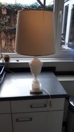 Lamp op marmeren voet, Huis en Inrichting, Lampen | Tafellampen, Ophalen of Verzenden, Zo goed als nieuw, Minder dan 50 cm
