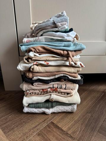 Babykleding pakket maat 56 setjes  beschikbaar voor biedingen