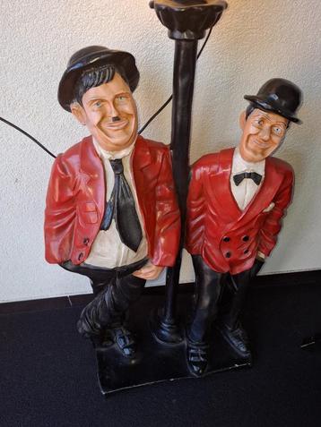 Laurel en Hardy beschikbaar voor biedingen
