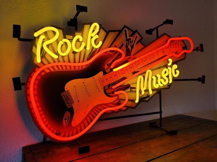 Rock Music neonverlichting gitaar neon lamp sixties fifties, Verzamelen, Merken en Reclamevoorwerpen, Zo goed als nieuw, Lichtbak of (neon) lamp