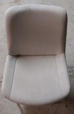 Nieuwe Eetkamerstoel, Huis en Inrichting, Stoelen, Ophalen