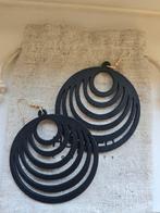 Leuke houten statement oorbellen Zwart, Overige materialen, Hangers, Zwart, Nieuw