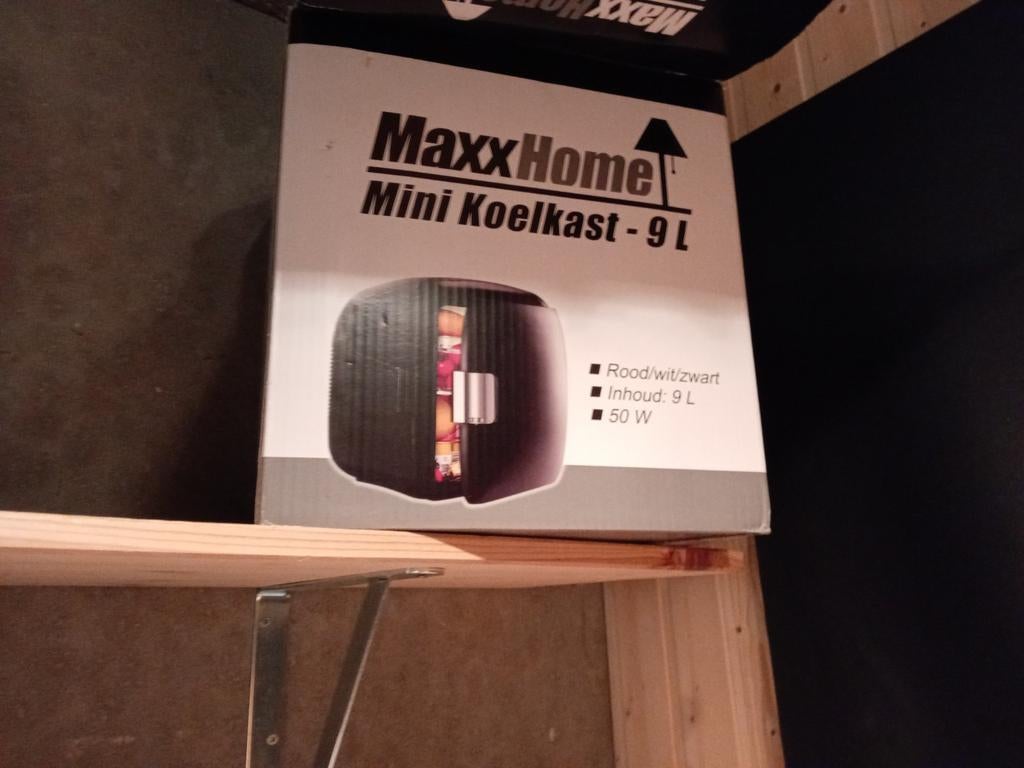 MaxxHome Mini Koelkast - 9L, Zonder vriesvak, Nieuw, Ophalen of Verzenden, Minder dan 75 liter