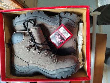 wandelschoenen heren/dames met 41 beschikbaar voor biedingen