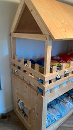 Stapelbed huis, Kinderen en Baby's, Kinderkamer | Stapelbedden en Hoogslapers, Ophalen, Zo goed als nieuw, Stapelbed
