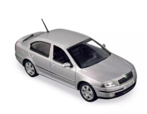 SKODA OCTAVIA BERLINE ZILVER SCHAAL 1:43 NOREV ref. 840645, Hobby en Vrije tijd, Modelauto's | 1:43, Nieuw, Auto, Norev, Verzenden